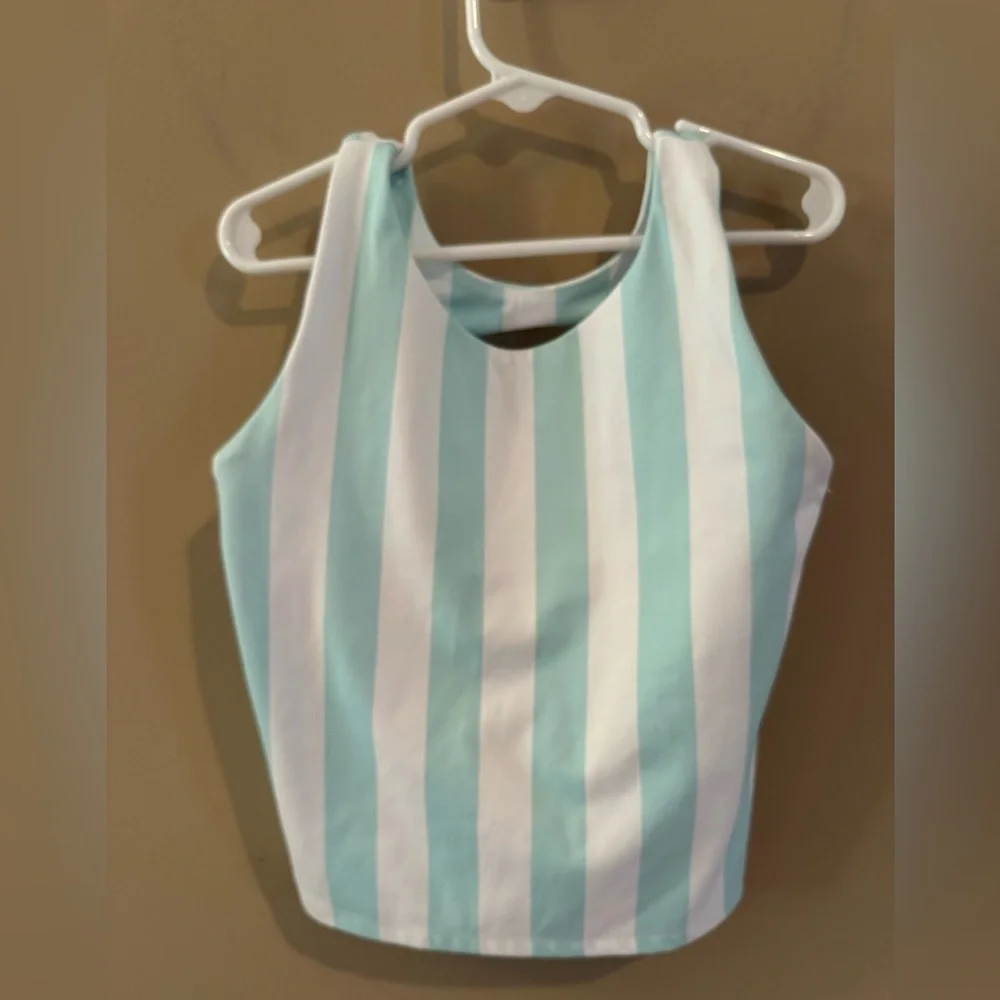 Sweet honey active crop top Size 10
